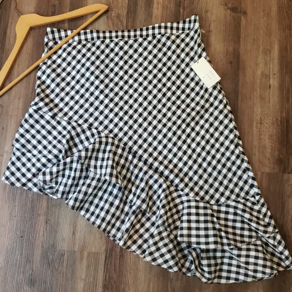 a new day Dresses & Skirts - A New Day💜 checkered skirt